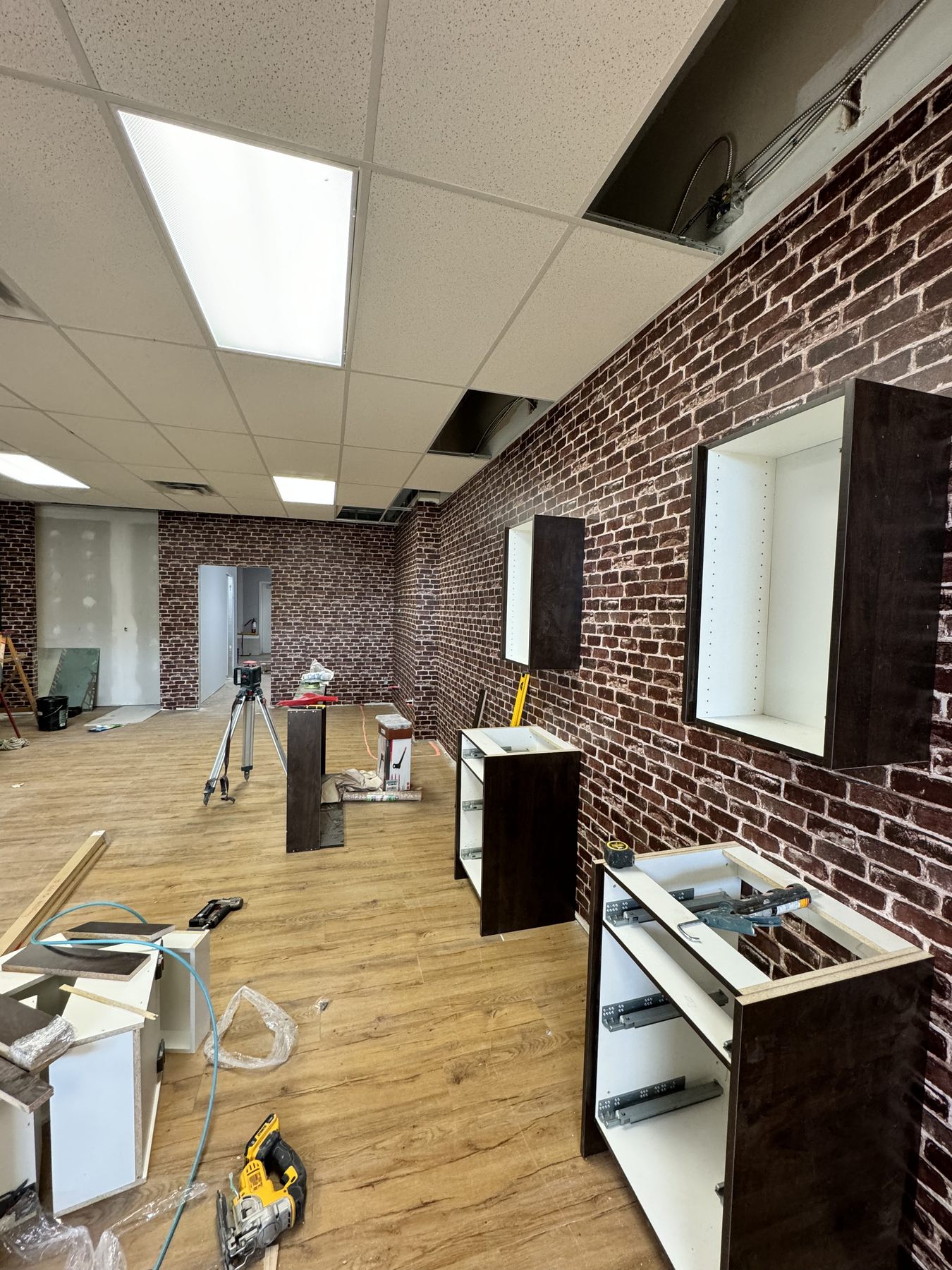 Brick-look wallpaper feature wall